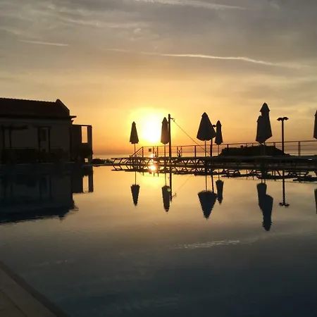 Horizon Aparthotel 3*